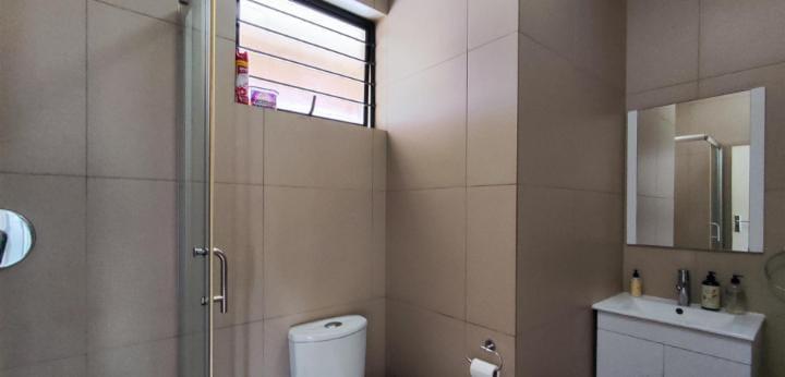 1 Bedroom Property for Sale in Lilianton Gauteng