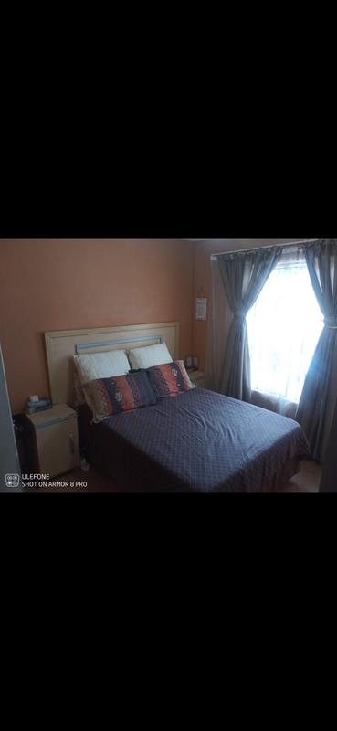 2 Bedroom Property for Sale in Mapleton A H Gauteng