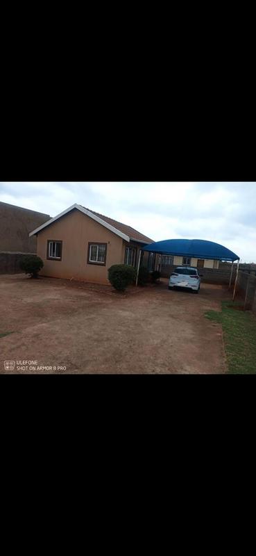 2 Bedroom Property for Sale in Mapleton A H Gauteng