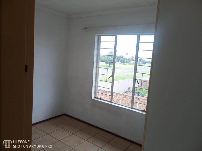 2 Bedroom Property for Sale in Parkdene Gauteng