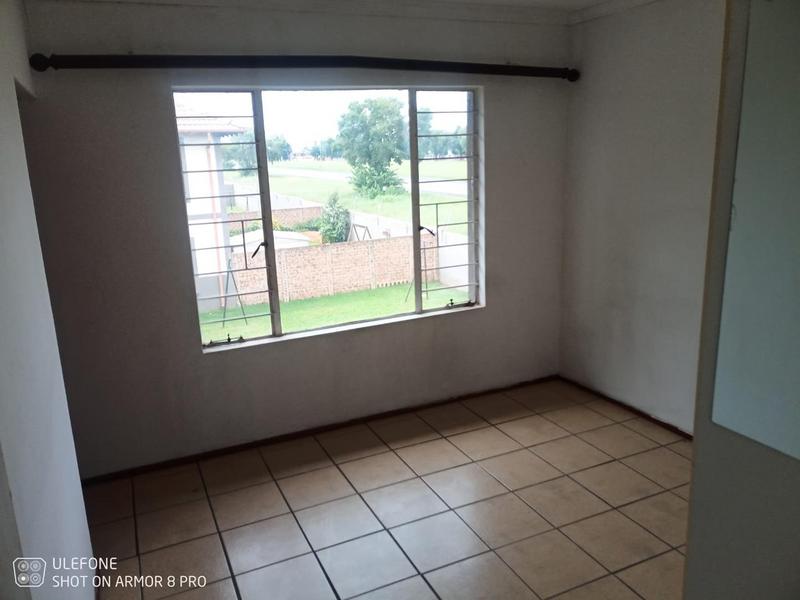 2 Bedroom Property for Sale in Parkdene Gauteng