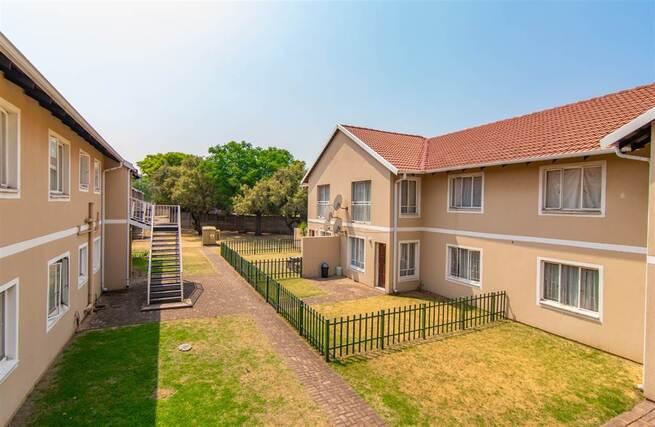 2 Bedroom Property for Sale in Parkdene Gauteng