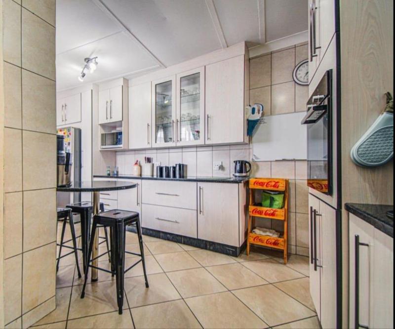 4 Bedroom Property for Sale in Parkdene Gauteng