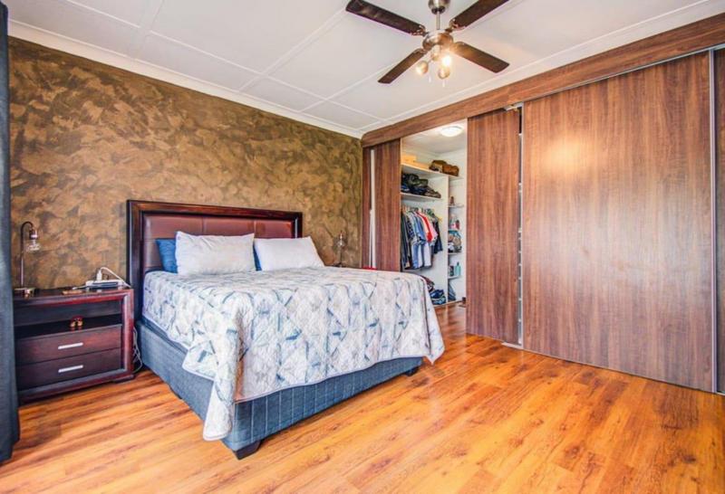 4 Bedroom Property for Sale in Parkdene Gauteng