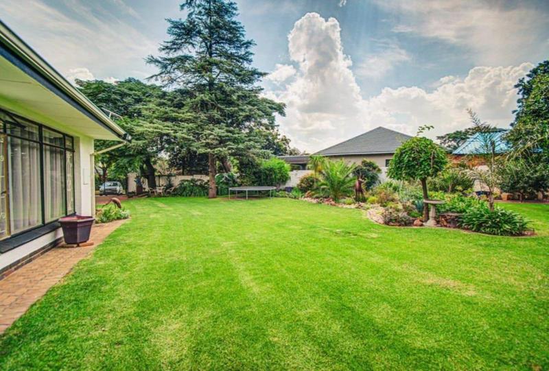 4 Bedroom Property for Sale in Parkdene Gauteng