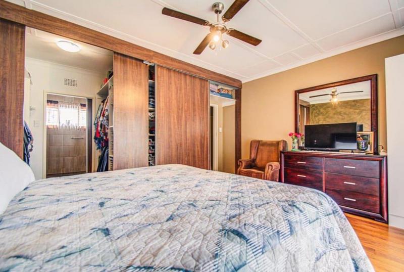 4 Bedroom Property for Sale in Parkdene Gauteng