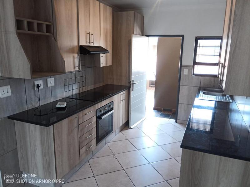 3 Bedroom Property for Sale in Ravenswood Gauteng
