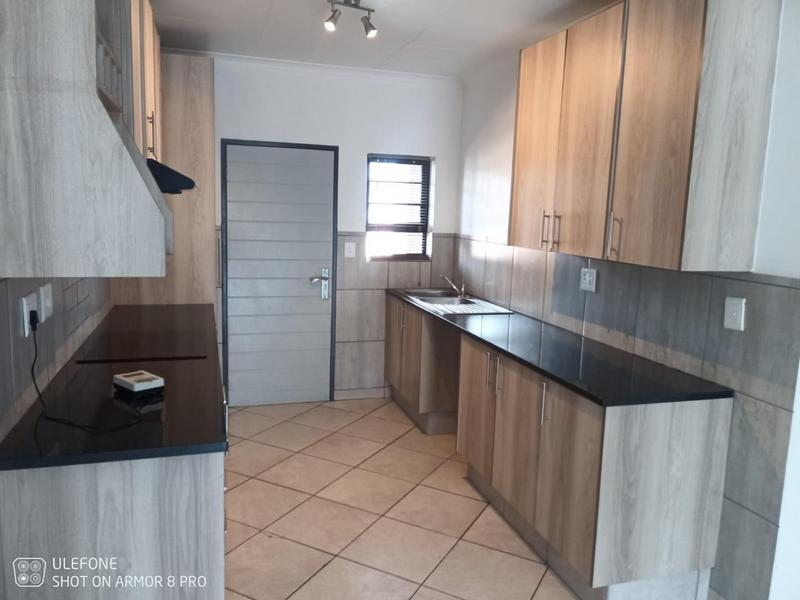 3 Bedroom Property for Sale in Ravenswood Gauteng