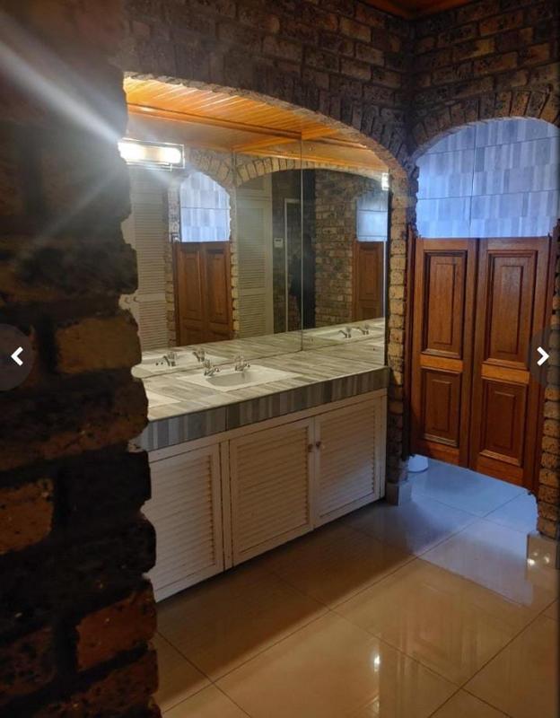 4 Bedroom Property for Sale in Sunward Park Gauteng