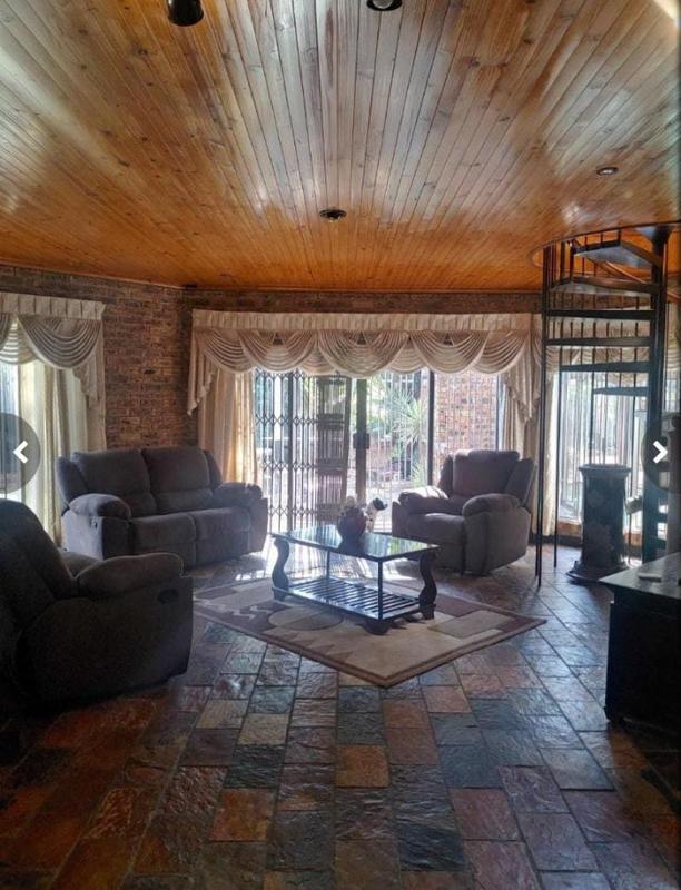 4 Bedroom Property for Sale in Sunward Park Gauteng