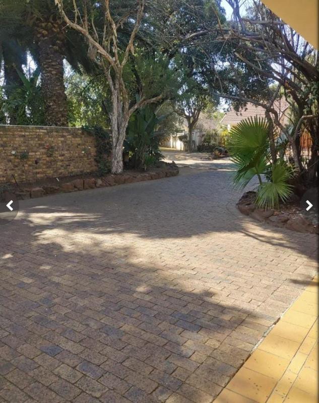4 Bedroom Property for Sale in Sunward Park Gauteng
