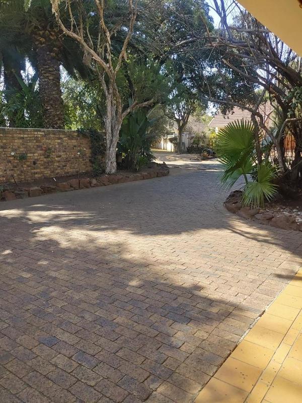 4 Bedroom Property for Sale in Sunward Park Gauteng