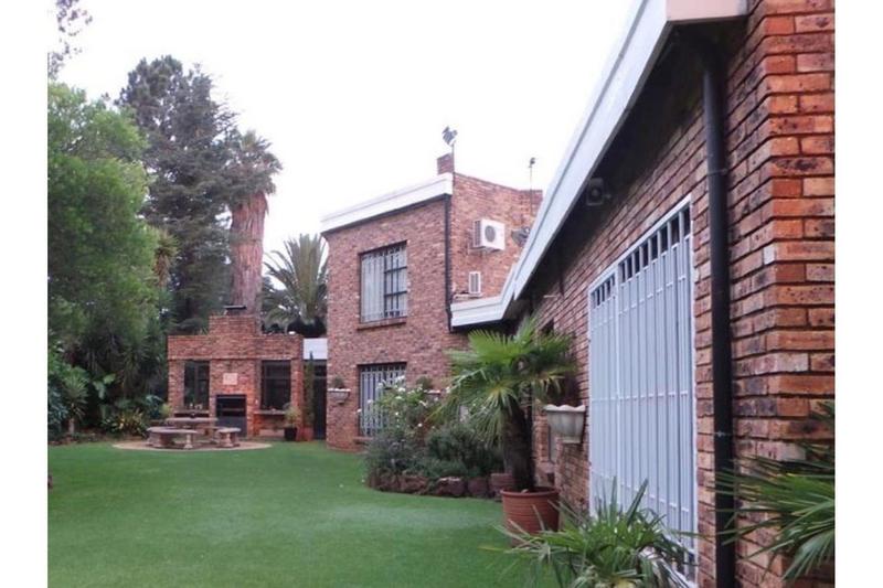 4 Bedroom Property for Sale in Sunward Park Gauteng