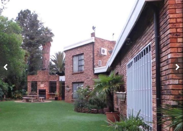 4 Bedroom Property for Sale in Sunward Park Gauteng