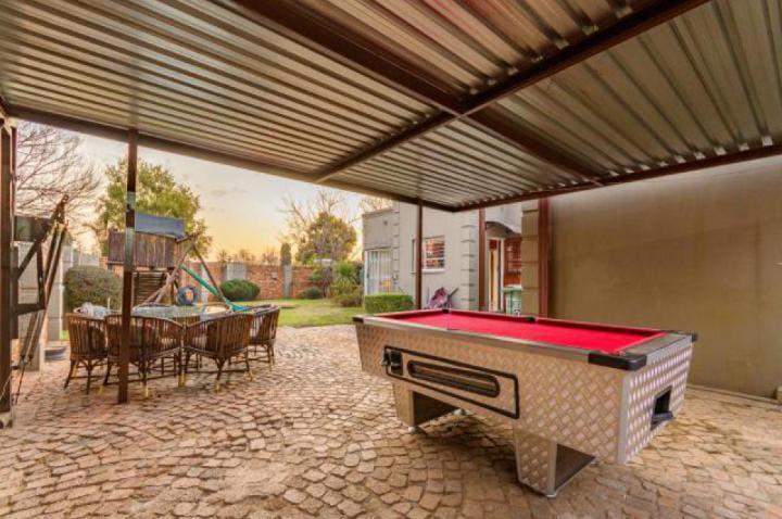 3 Bedroom Property for Sale in Sunward Park Gauteng
