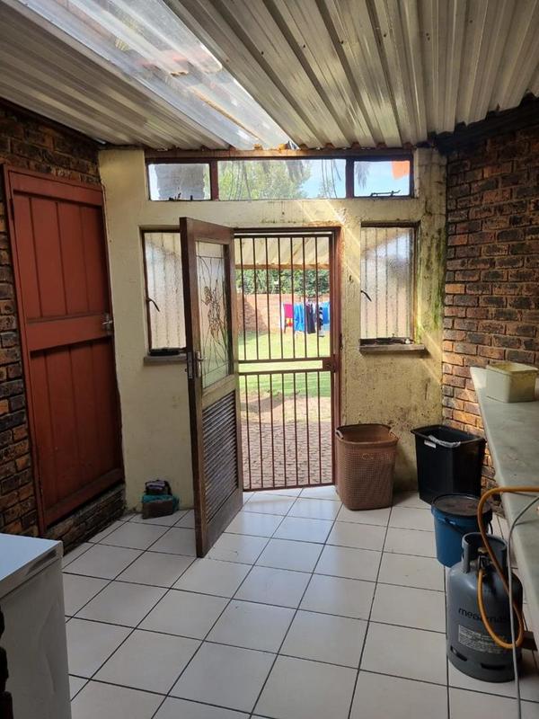3 Bedroom Property for Sale in Sunward Park Gauteng