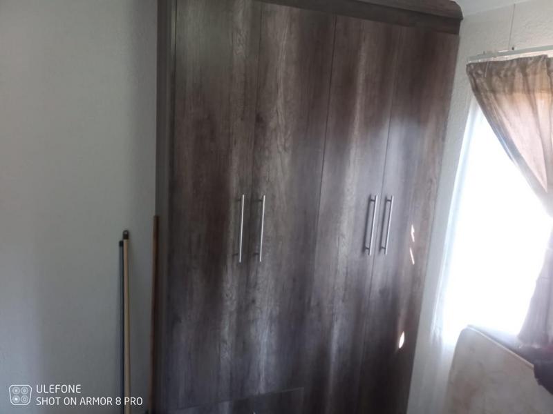 5 Bedroom Property for Sale in Windmill Park Gauteng