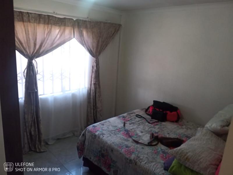 5 Bedroom Property for Sale in Windmill Park Gauteng