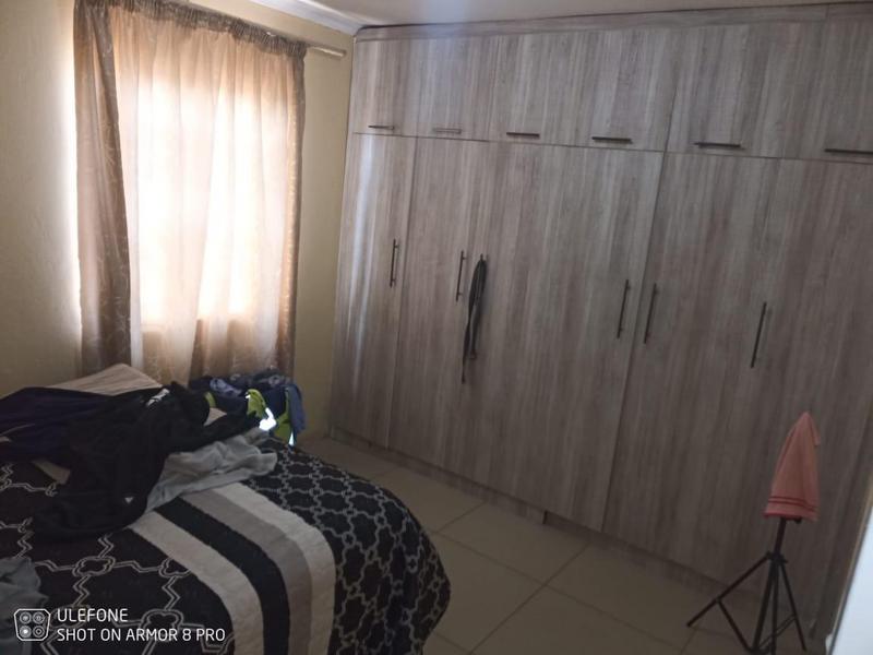 2 Bedroom Property for Sale in Windmill Park Gauteng