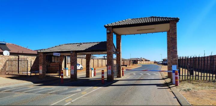 2 Bedroom Property for Sale in Windmill Park Gauteng