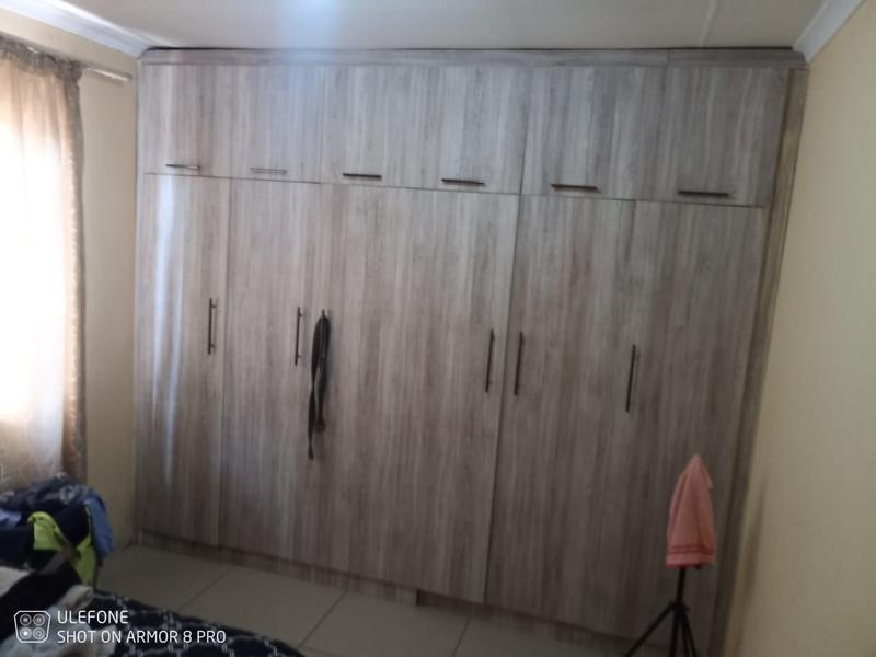 2 Bedroom Property for Sale in Windmill Park Gauteng