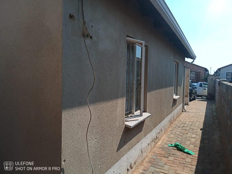 2 Bedroom Property for Sale in Windmill Park Gauteng
