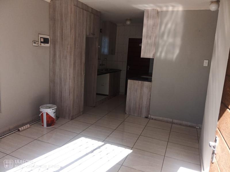 2 Bedroom Property for Sale in Windmill Park Gauteng
