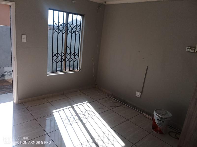 2 Bedroom Property for Sale in Windmill Park Gauteng