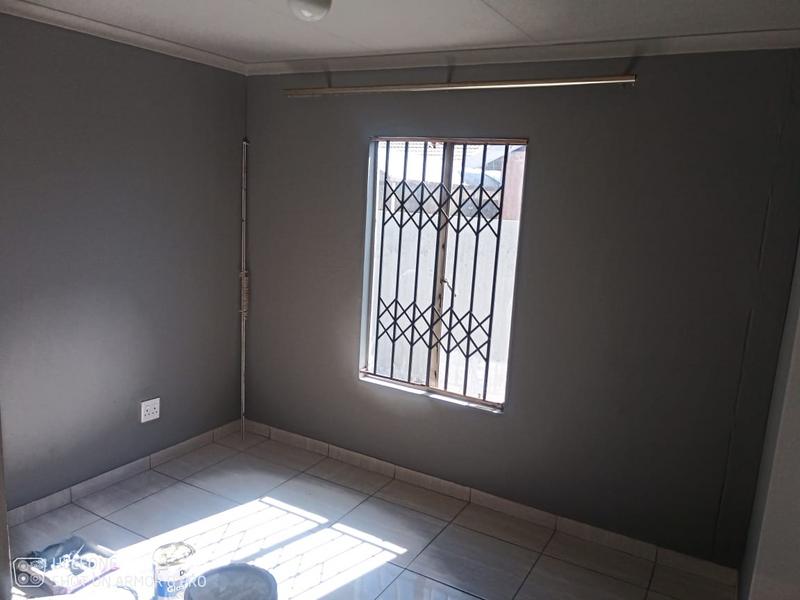2 Bedroom Property for Sale in Windmill Park Gauteng