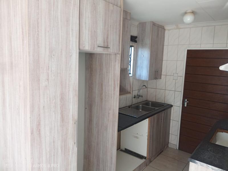 2 Bedroom Property for Sale in Windmill Park Gauteng