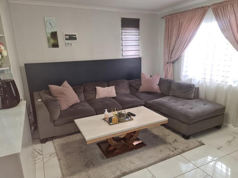 3 Bedroom Property for Sale in Windmill Park Gauteng