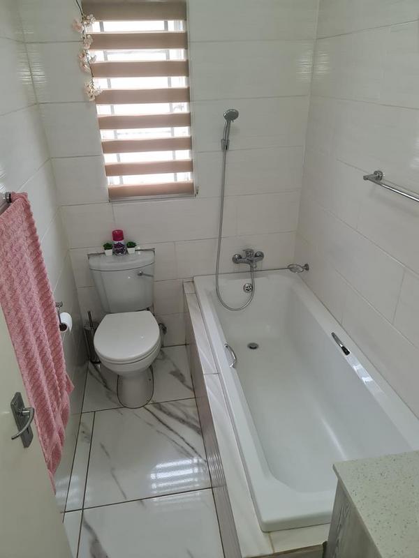 3 Bedroom Property for Sale in Windmill Park Gauteng
