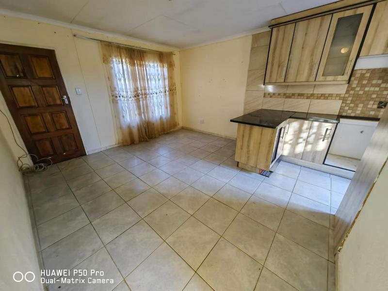 2 Bedroom Property for Sale in Windmill Park Gauteng