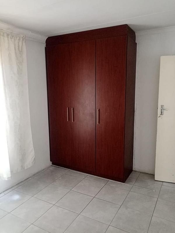 2 Bedroom Property for Sale in Windmill Park Gauteng