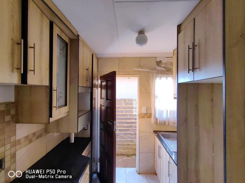 2 Bedroom Property for Sale in Windmill Park Gauteng