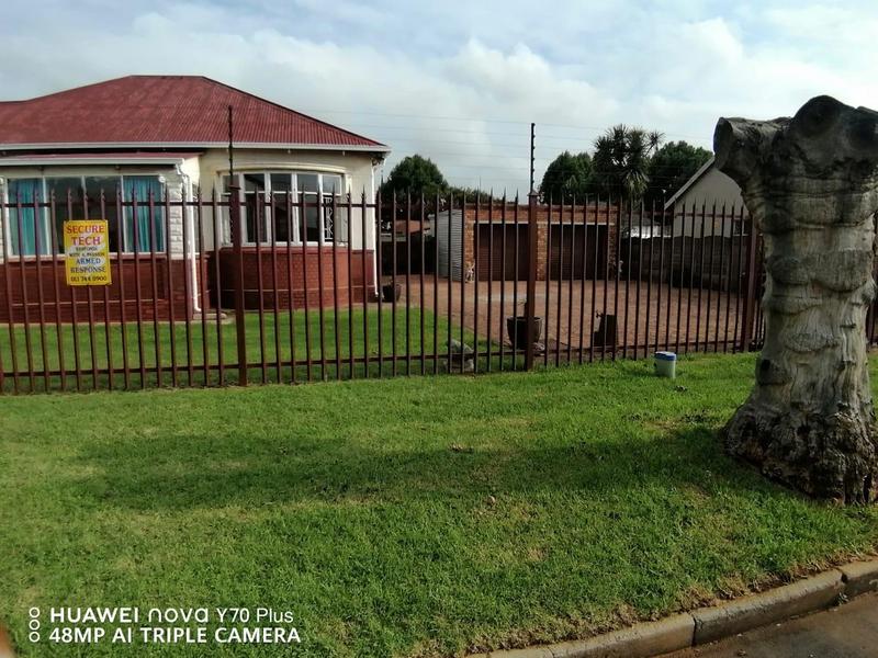 3 Bedroom Property for Sale in Brakpan North Gauteng