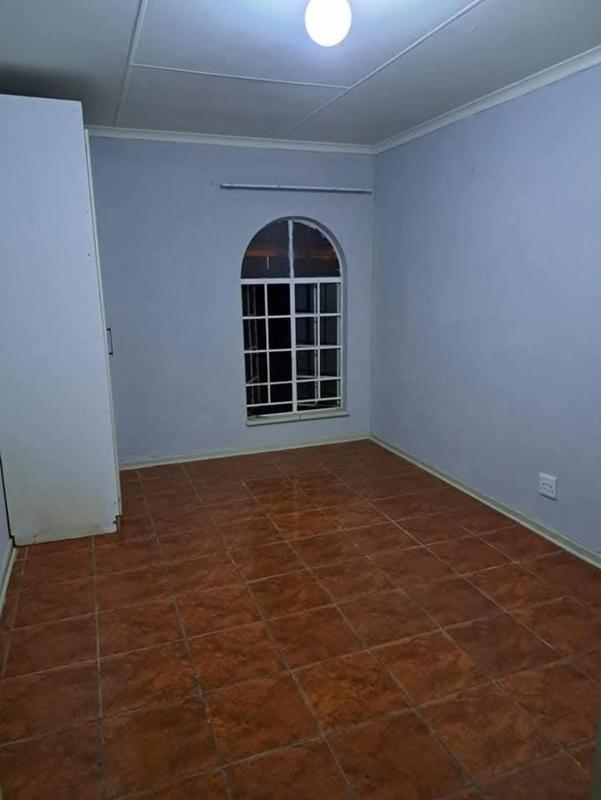 5 Bedroom Property for Sale in Dalpark Gauteng