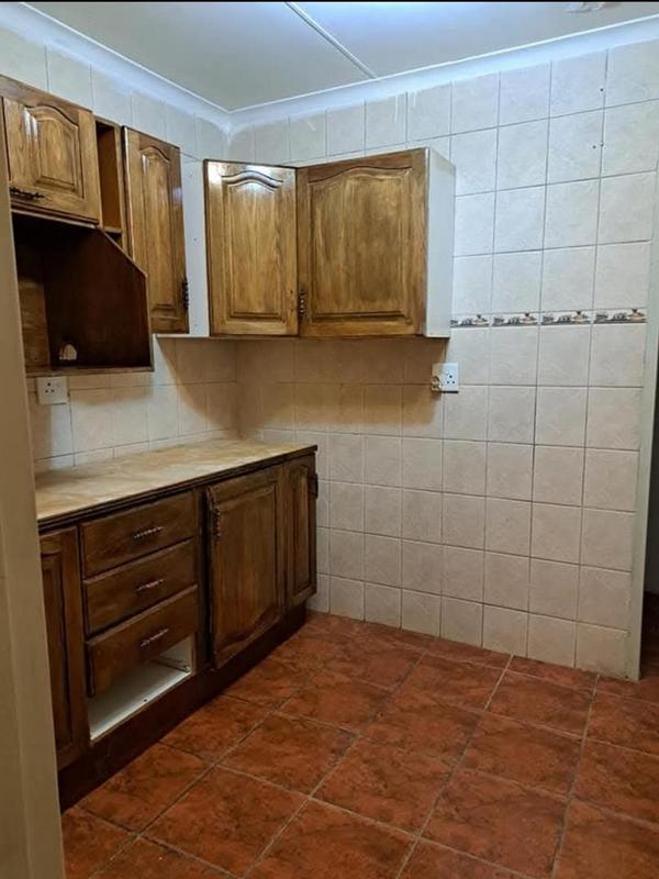 5 Bedroom Property for Sale in Dalpark Gauteng