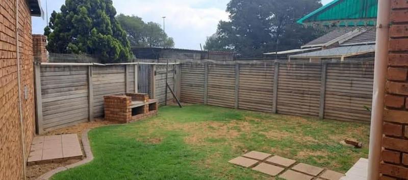 5 Bedroom Property for Sale in Dalpark Gauteng