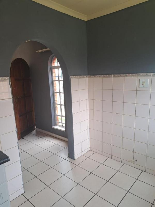 5 Bedroom Property for Sale in Dalpark Gauteng