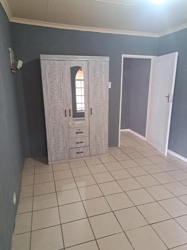 5 Bedroom Property for Sale in Dalpark Gauteng