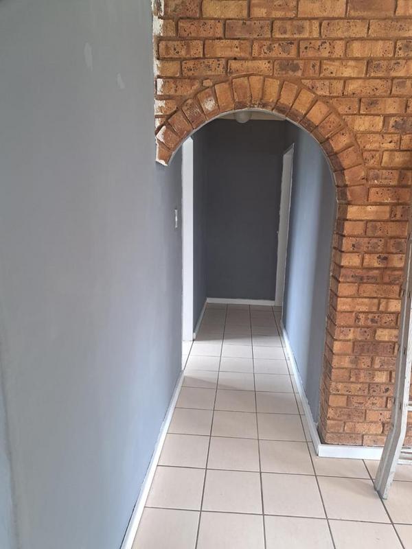 5 Bedroom Property for Sale in Dalpark Gauteng