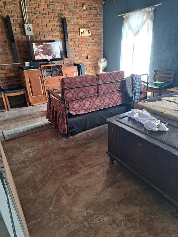 5 Bedroom Property for Sale in Dalpark Gauteng