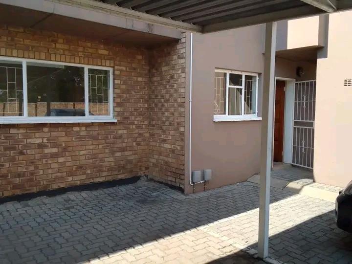 2 Bedroom Property for Sale in Dalpark Gauteng