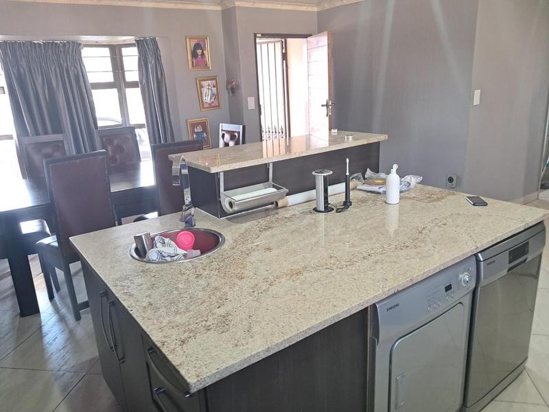 3 Bedroom Property for Sale in Leachville Gauteng
