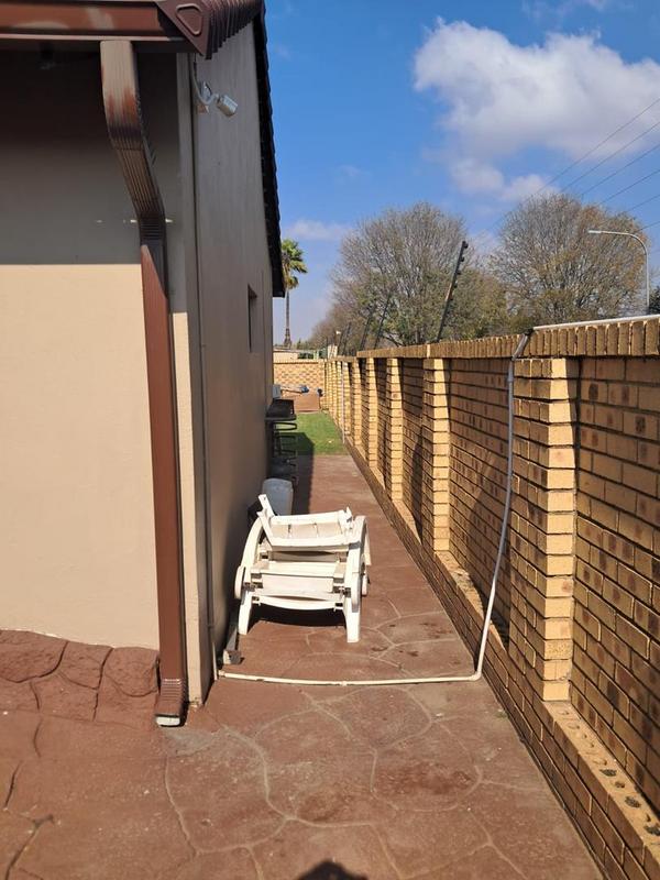 3 Bedroom Property for Sale in Leachville Gauteng