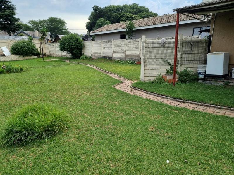 4 Bedroom Property for Sale in Illiondale Gauteng