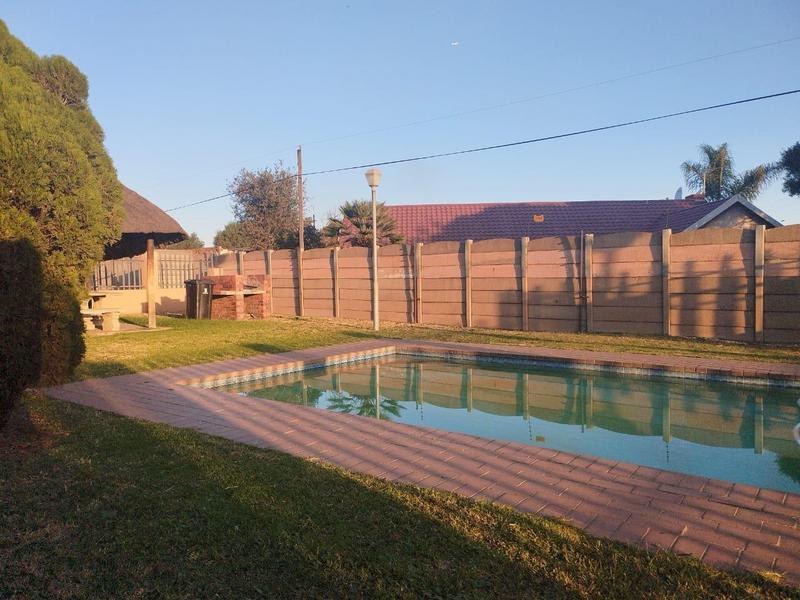 3 Bedroom Property for Sale in Albemarle Gauteng