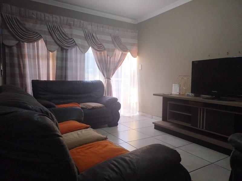 3 Bedroom Property for Sale in Albemarle Gauteng