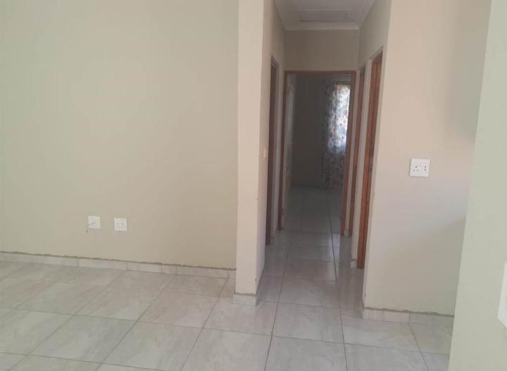 2 Bedroom Property for Sale in Klippoortje Gauteng